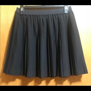 H&M Pleated Skirt